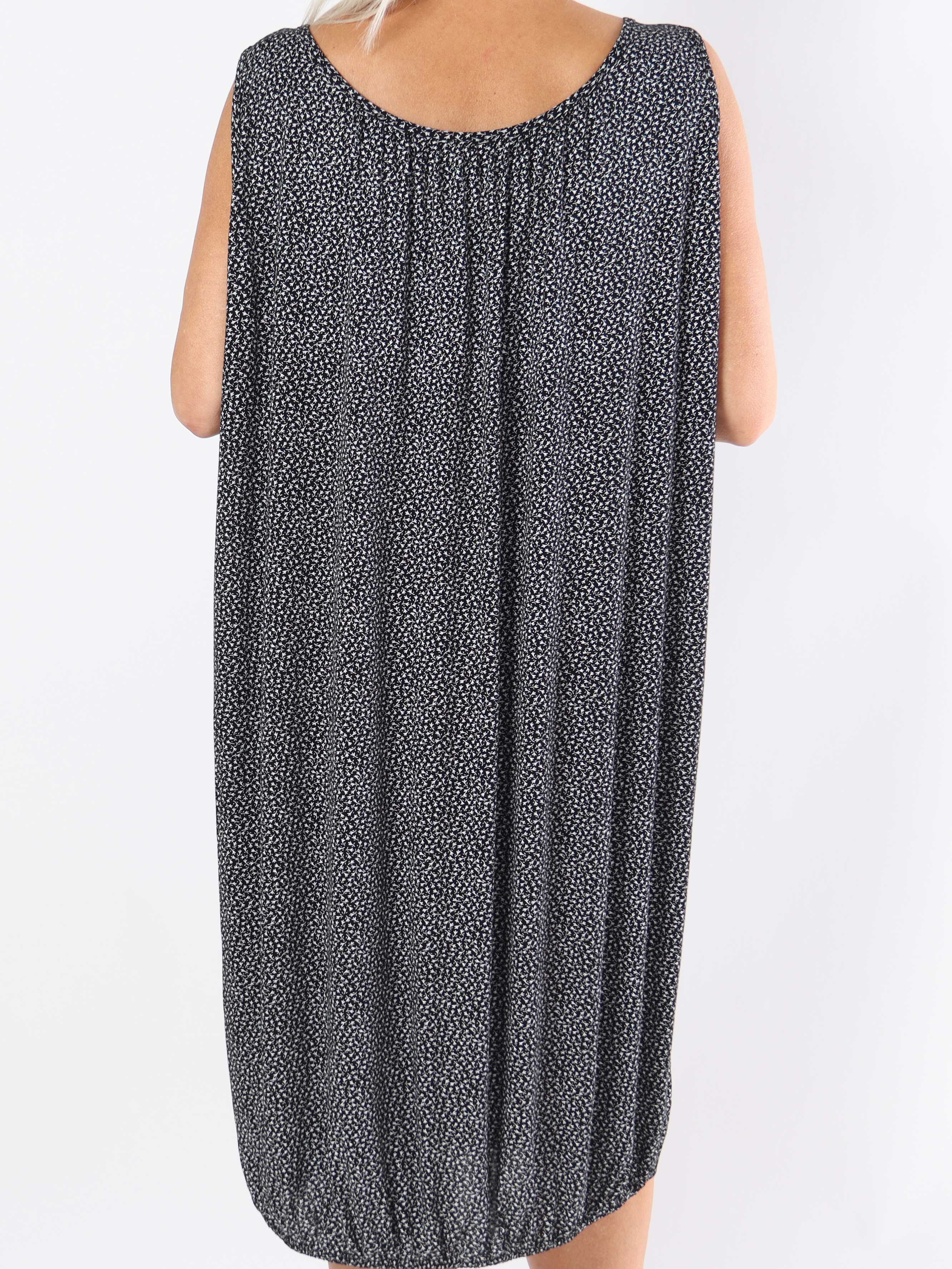 Miracle Flower Sleeveless Dress - Plus size kjole i viskose med elastik
